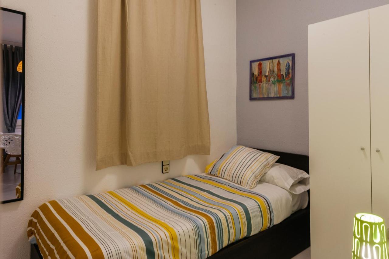 Eixample Sants Estacio Apartment *
